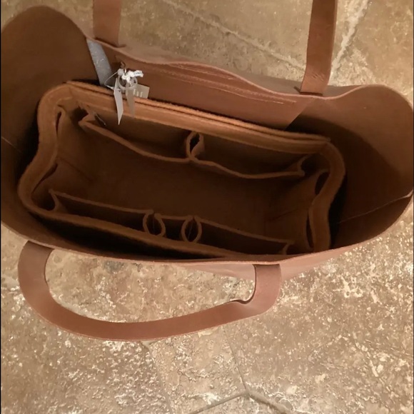 Madewell Transport Tote, Saddle, New with Tags - Picture 9 of 9